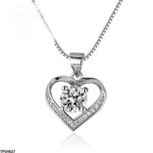Elegant Silver-Plated Crown Teardrop Pendant – Lightweight Women’s Necklace