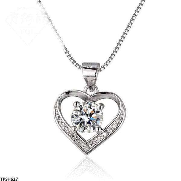 Elegant Silver-Plated Crown Teardrop Pendant – Lightweight Women’s Necklace