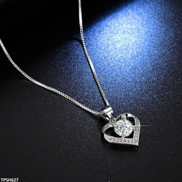 Elegant Silver-Plated Crown Teardrop Pendant Necklace for Women – Lightweight Jewelry